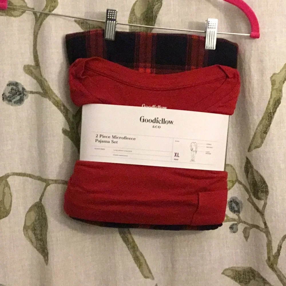 Mens 2 piece pajama’s